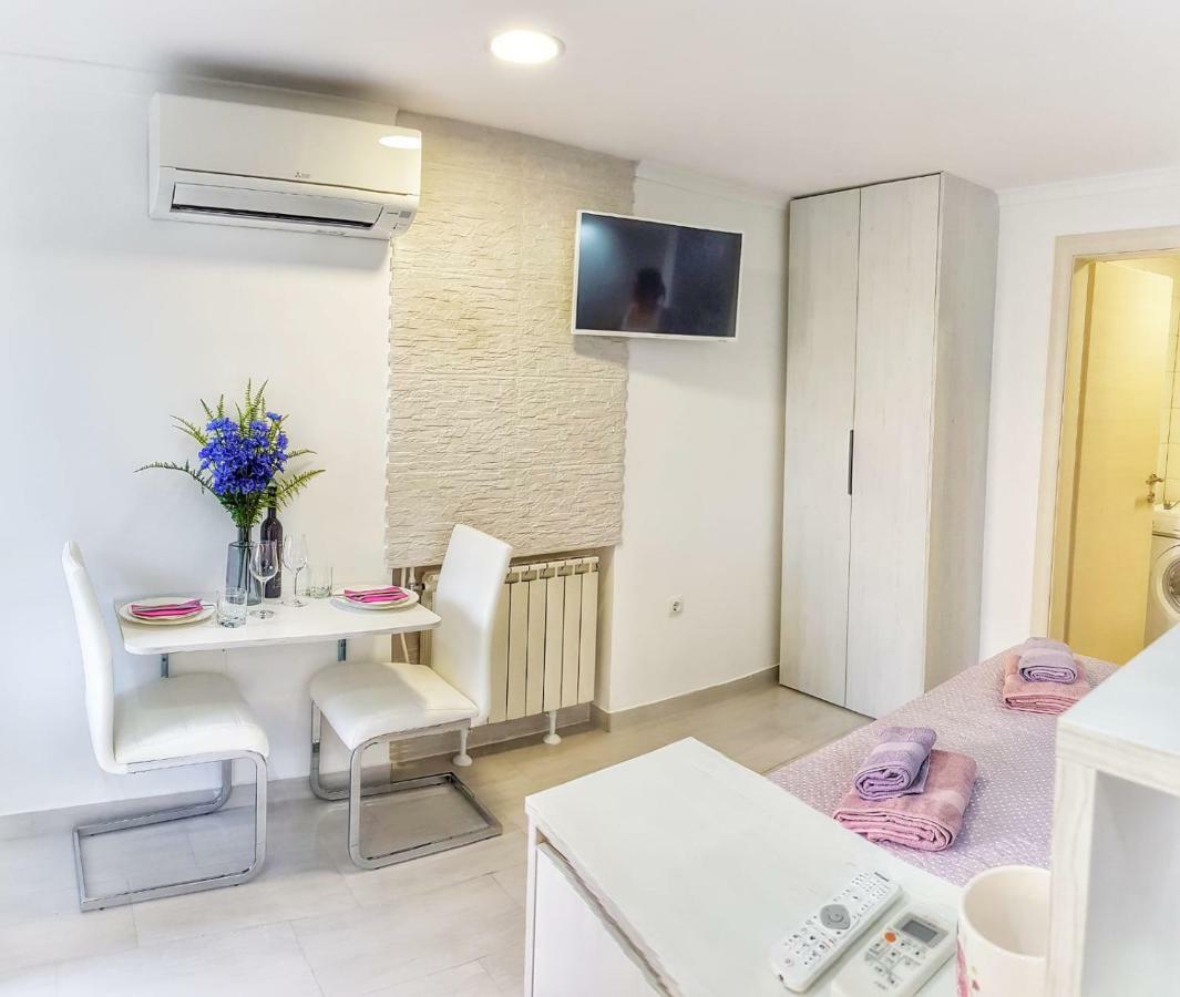 Studio Apartman Noa Trogir Exterior photo