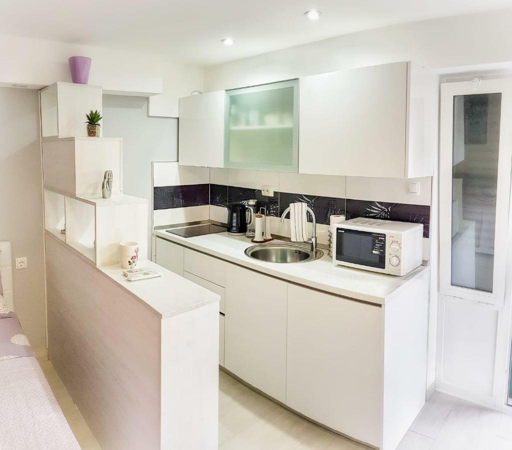 Studio Apartman Noa Trogir Exterior photo